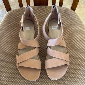 NWT Eileen Fisher Suede Sandals, size 9